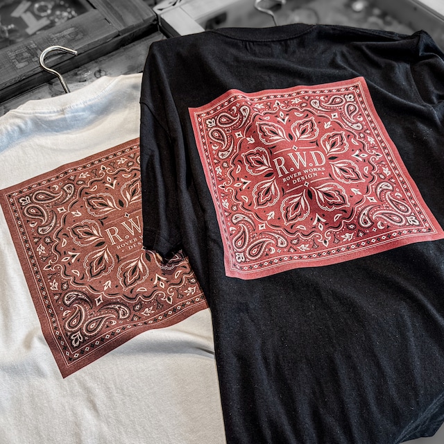 【Gift Rover】R.W.D PAISLEY Tshirts