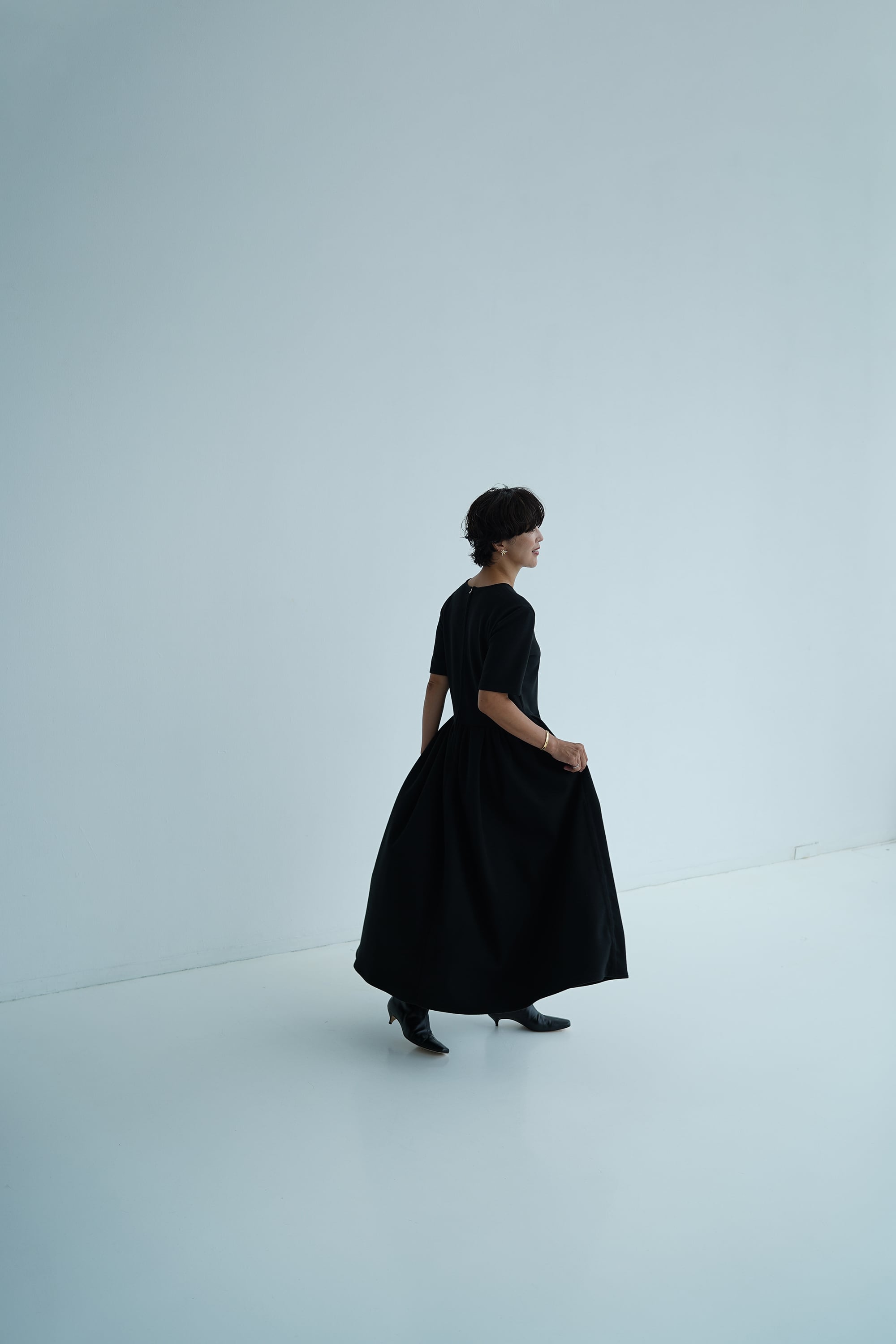 deres デレス ワンピース9th draping dress White