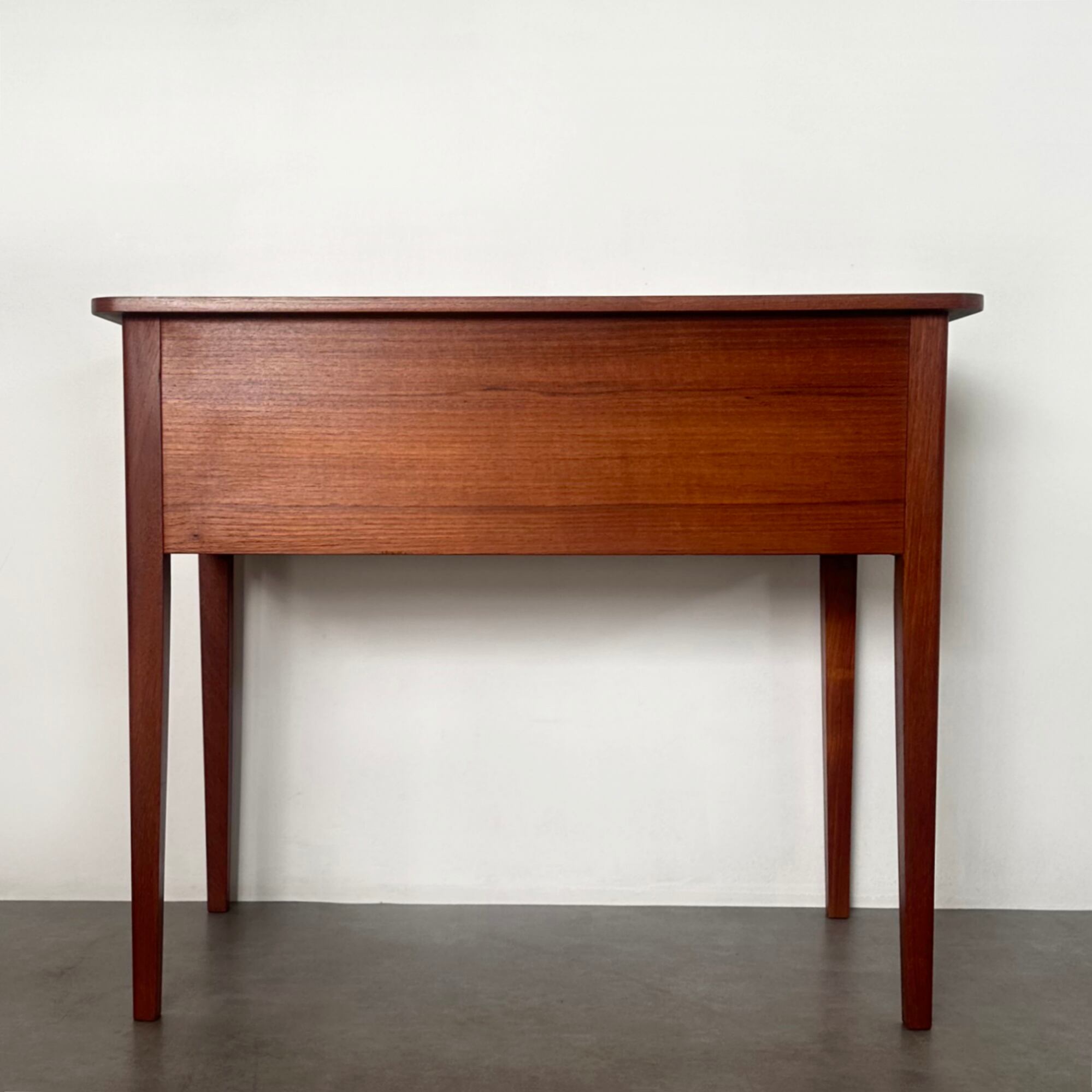 Sewing table / ST006 | situraeru