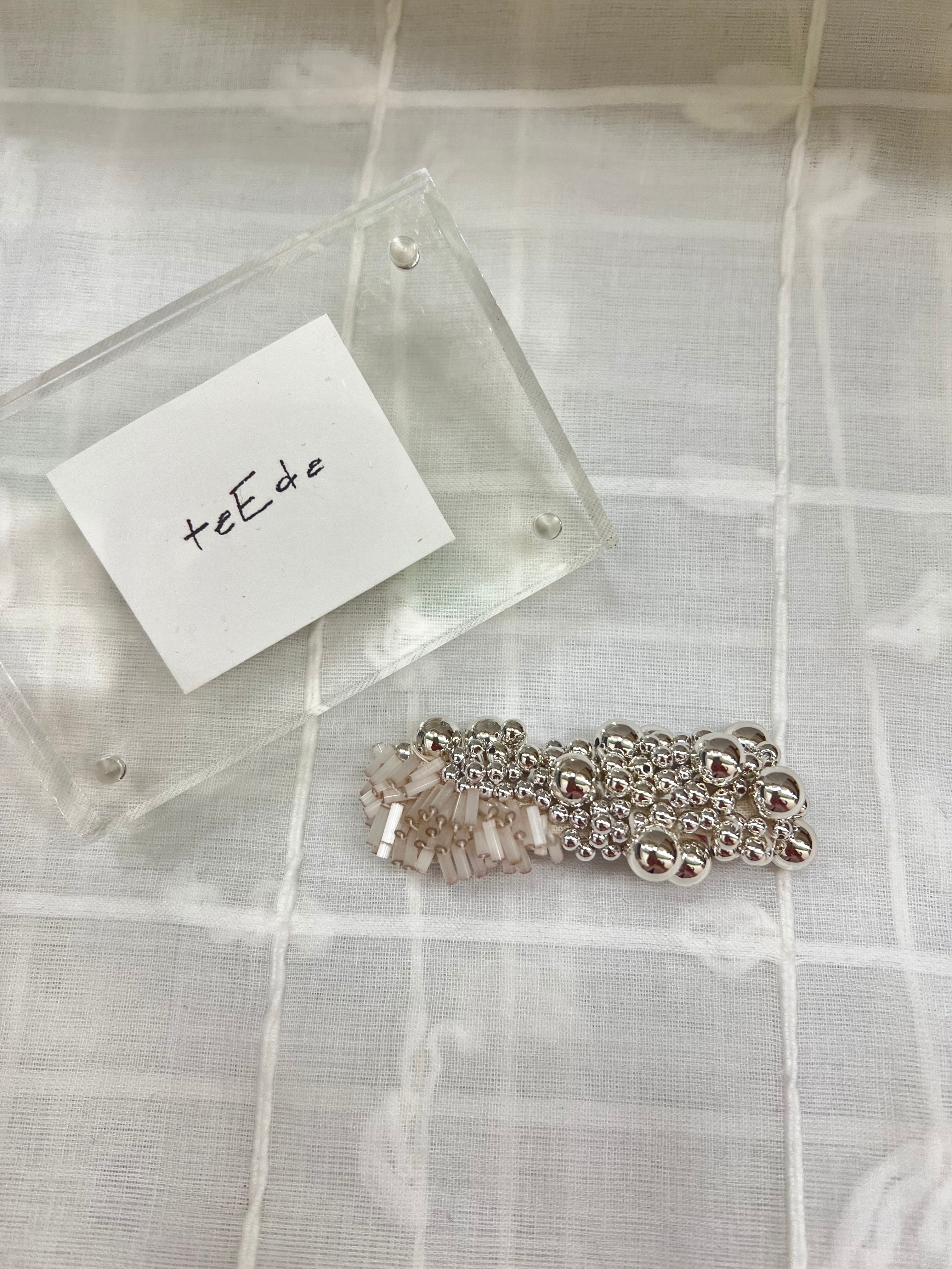 ビーズ刺繍ブローチ/stick silver | teEde