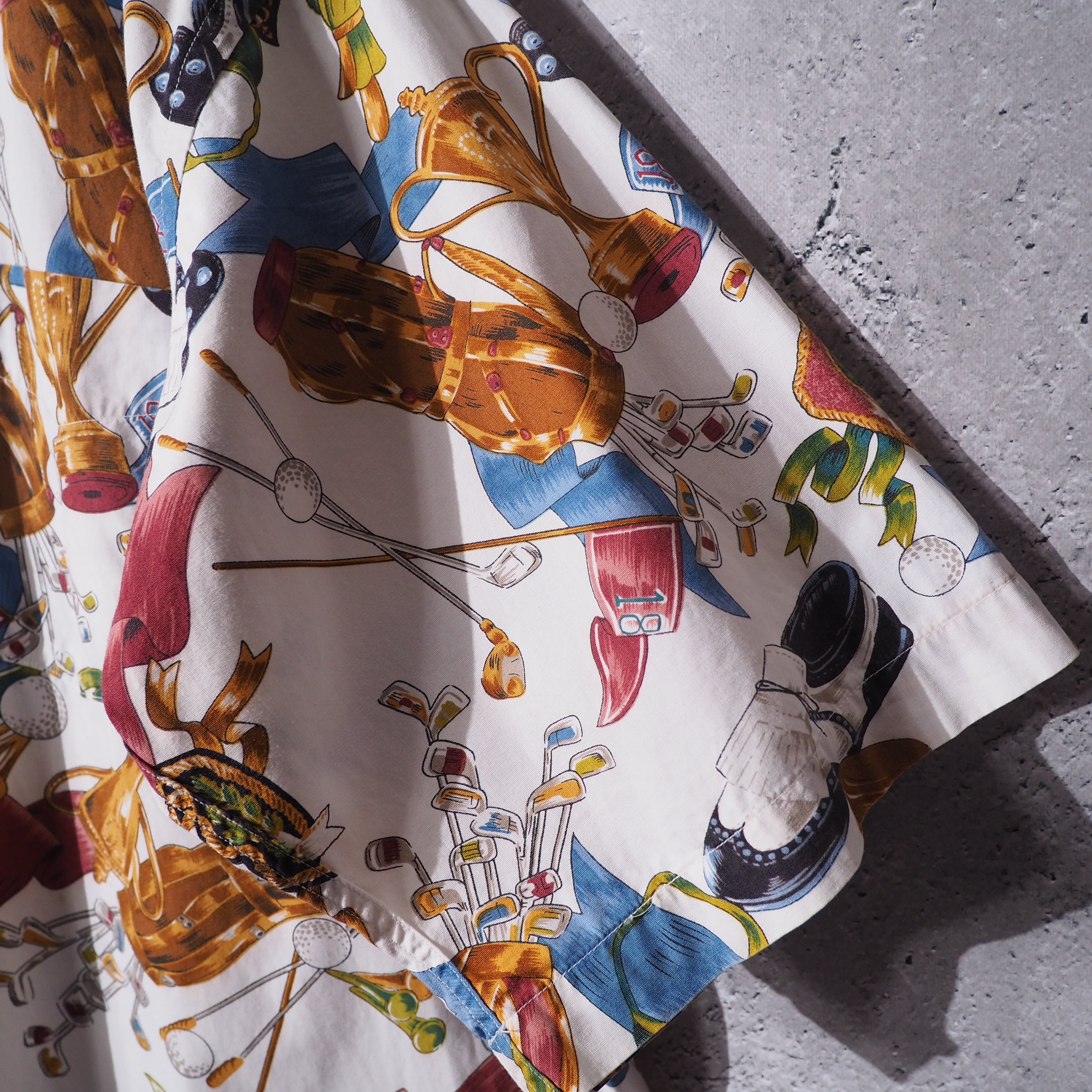 1990s " Made in USA " Beautiful Luxury pattern vintage loose Button down shirt