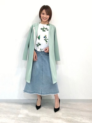 花柄プリントブラウス