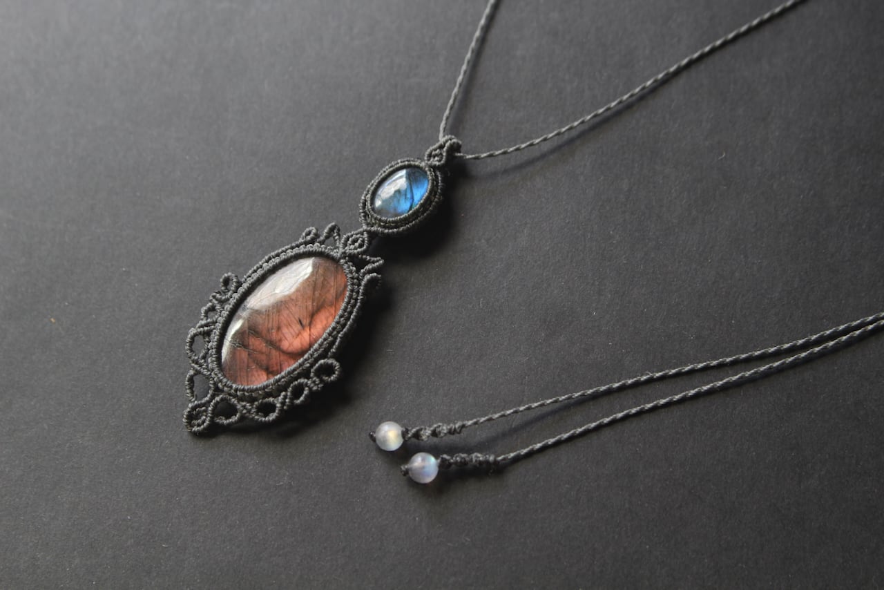 Purple Labradorite & Labradorite micro macrame pendant