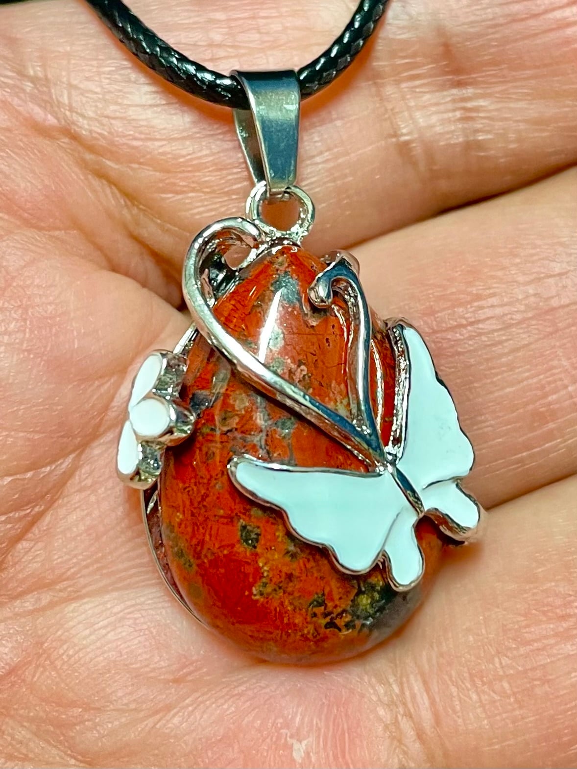 5) 「レッド・ジャスパー」フラワー&バタフライPT