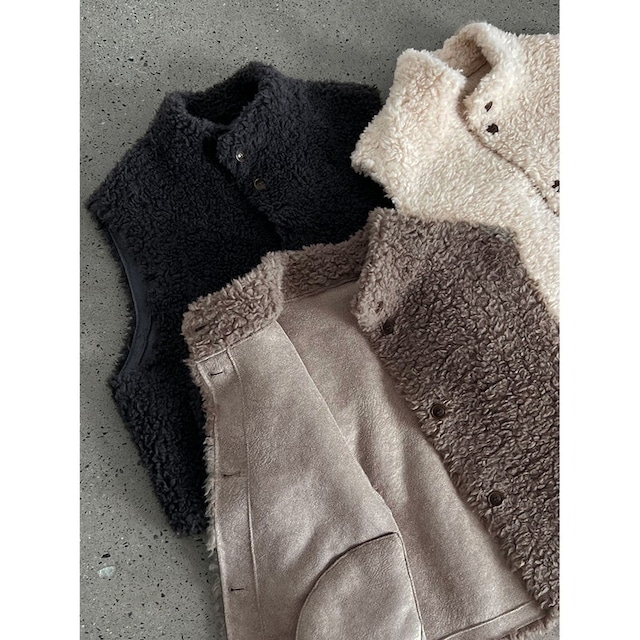 high neck bore vest　102985