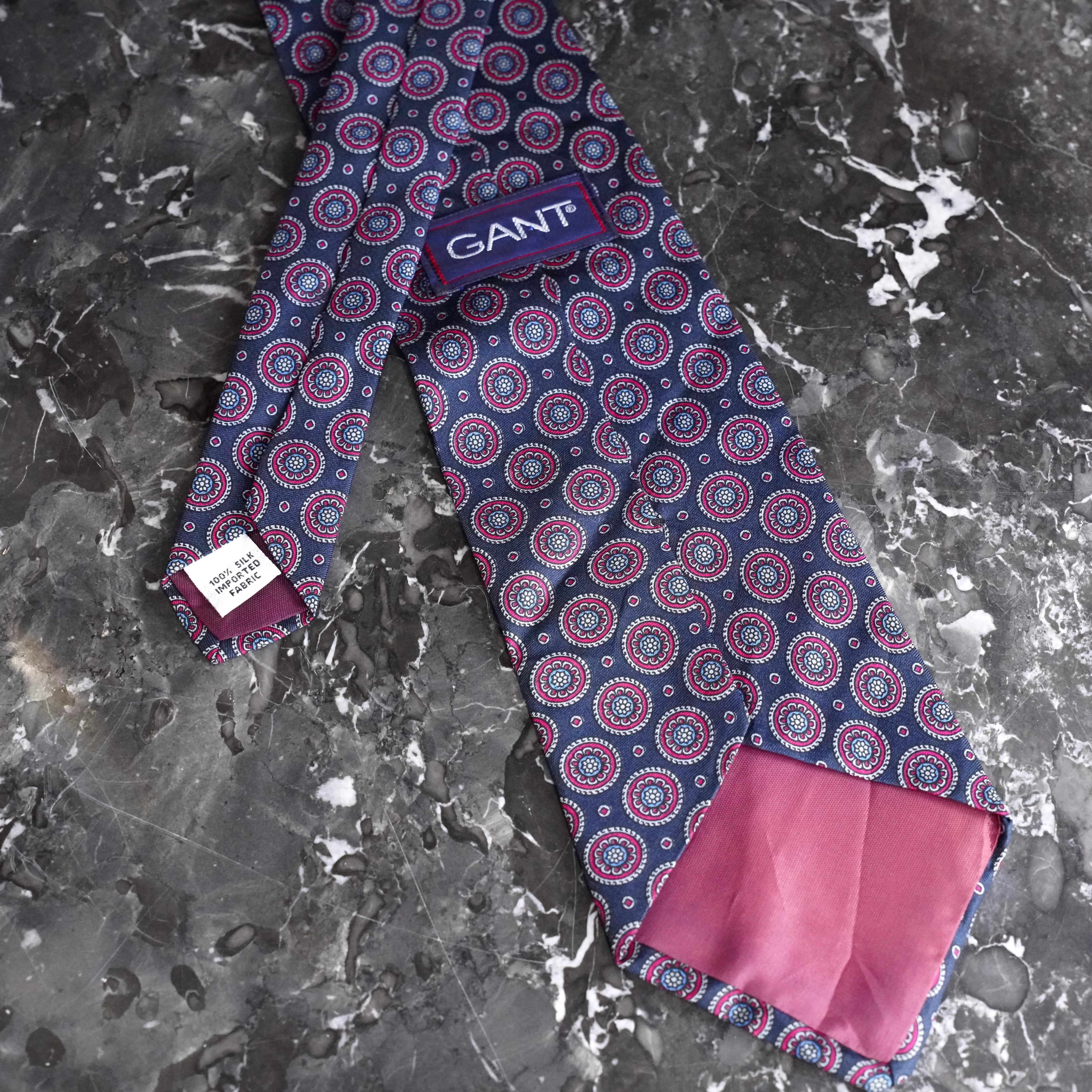 USA VINTAGE GANT FINE PATTERNED SILK TIE MADE IN USA/アメリカ古着