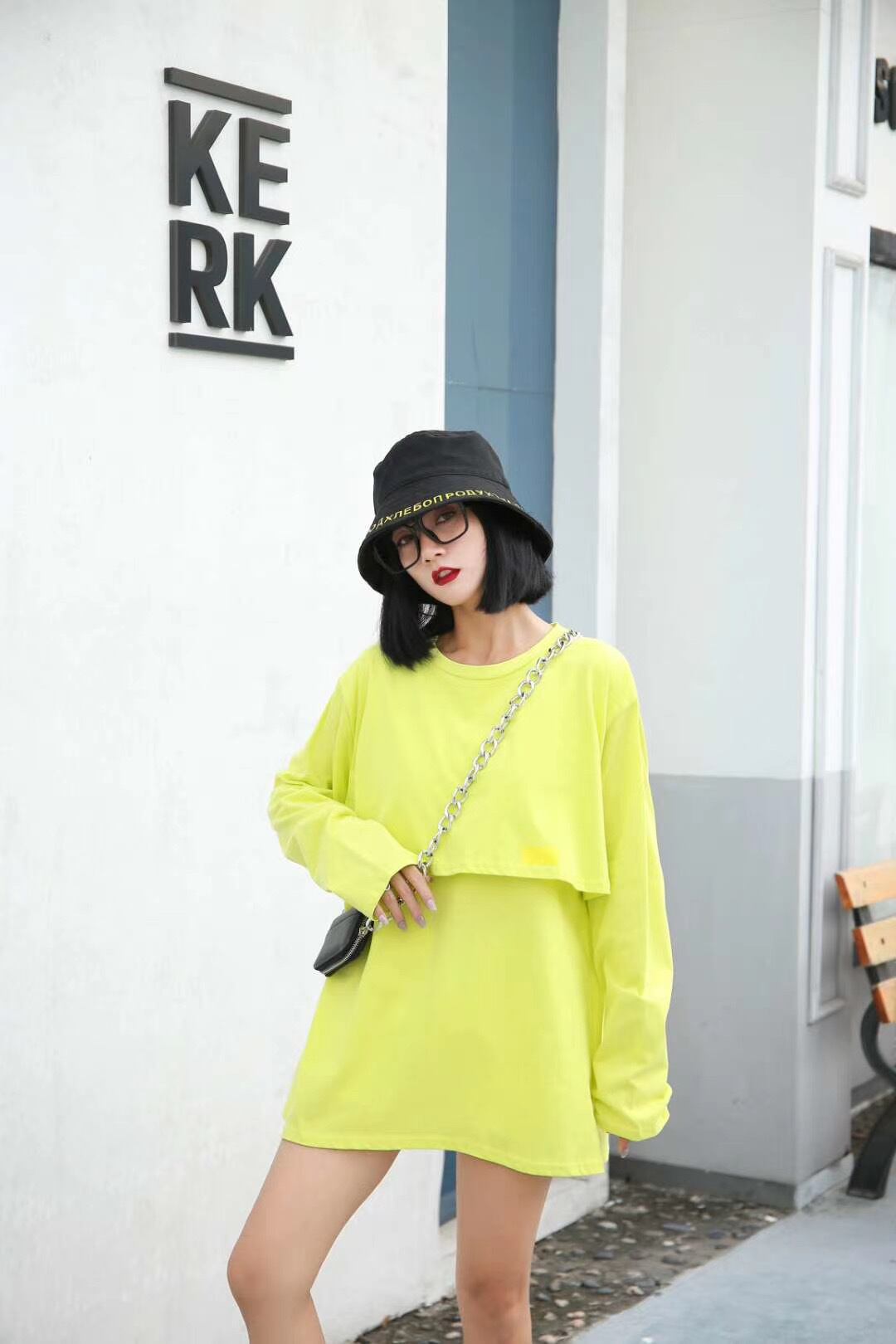 シンプルトレーナー