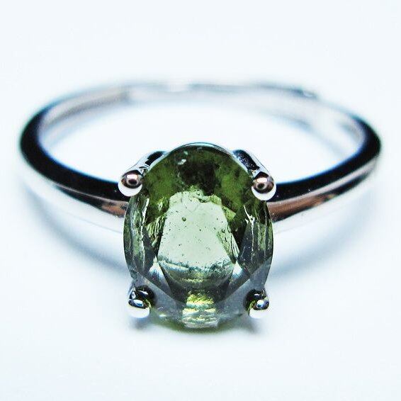 モルダバイト リング モルダウ石 指輪 フリーサイズ 12号 一点物 メール便可 [M便 1/20] 199-695
