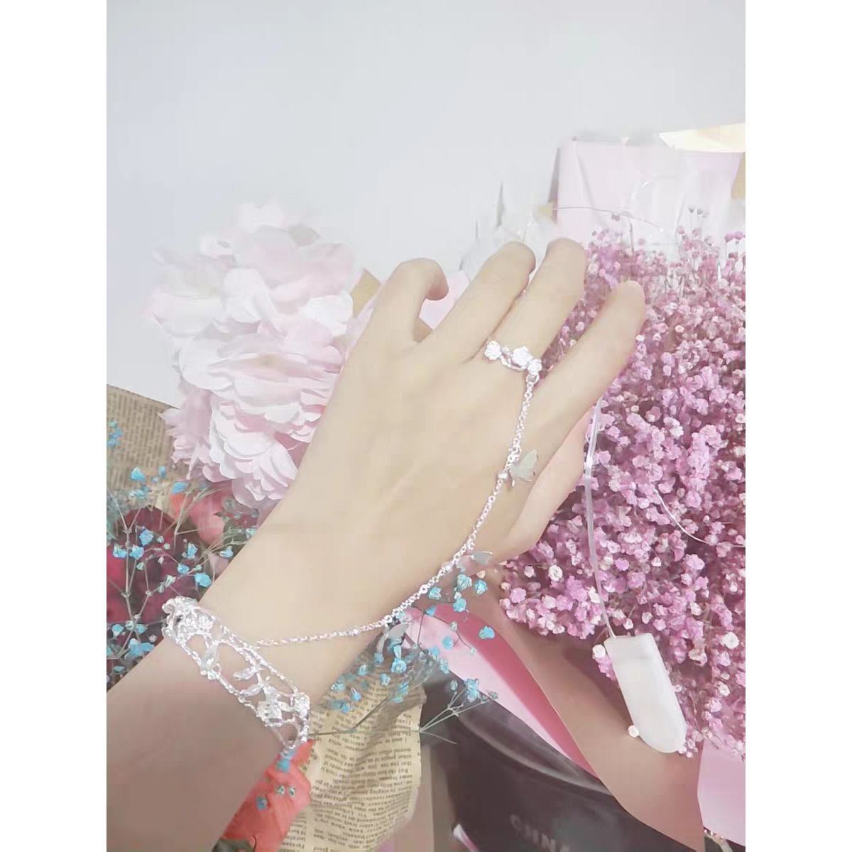 月蝶の雫シルバーハンドチェーンブレスレット | Maiden's Rêve