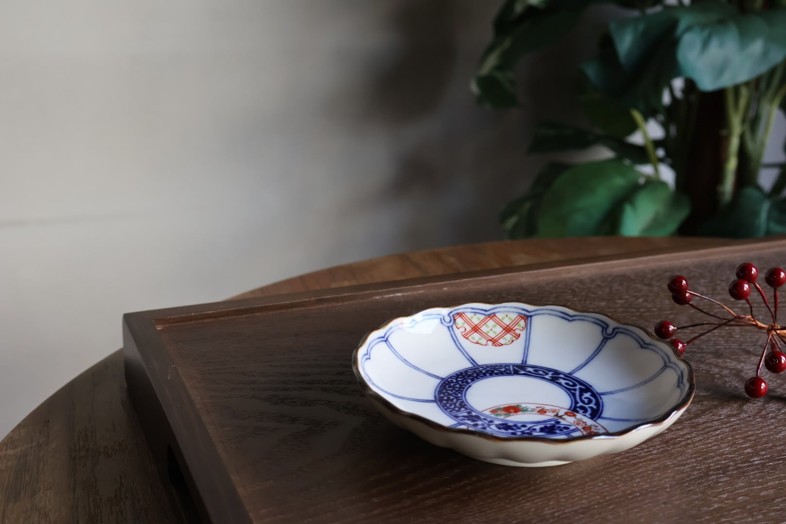 波佐見焼 染錦輪つなぎ 菊型小皿