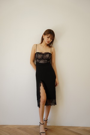 ストラップ レースワンピース