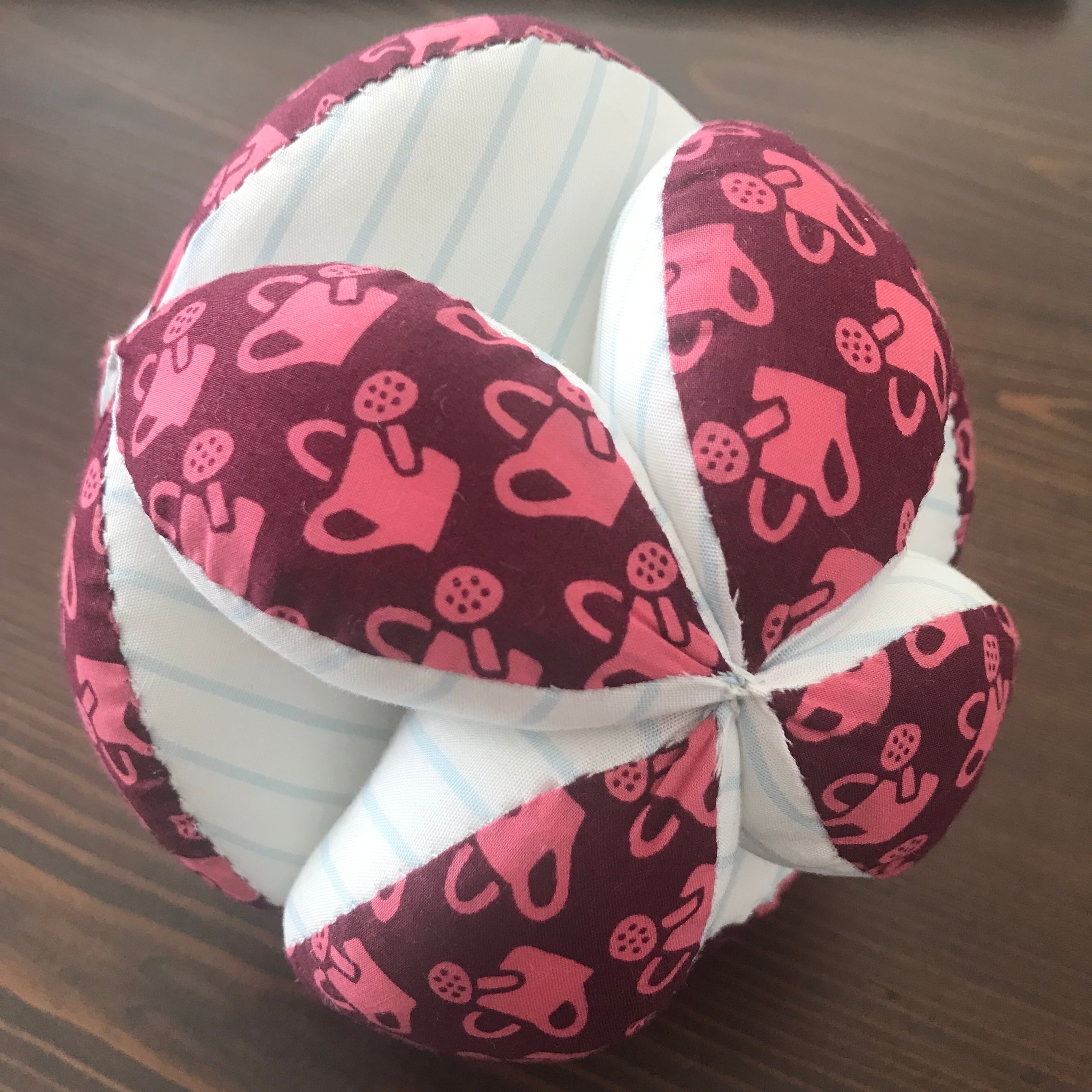 キッキングボール　ハンドメイド 型紙不要】キッキングボールの作り方 - YouTube