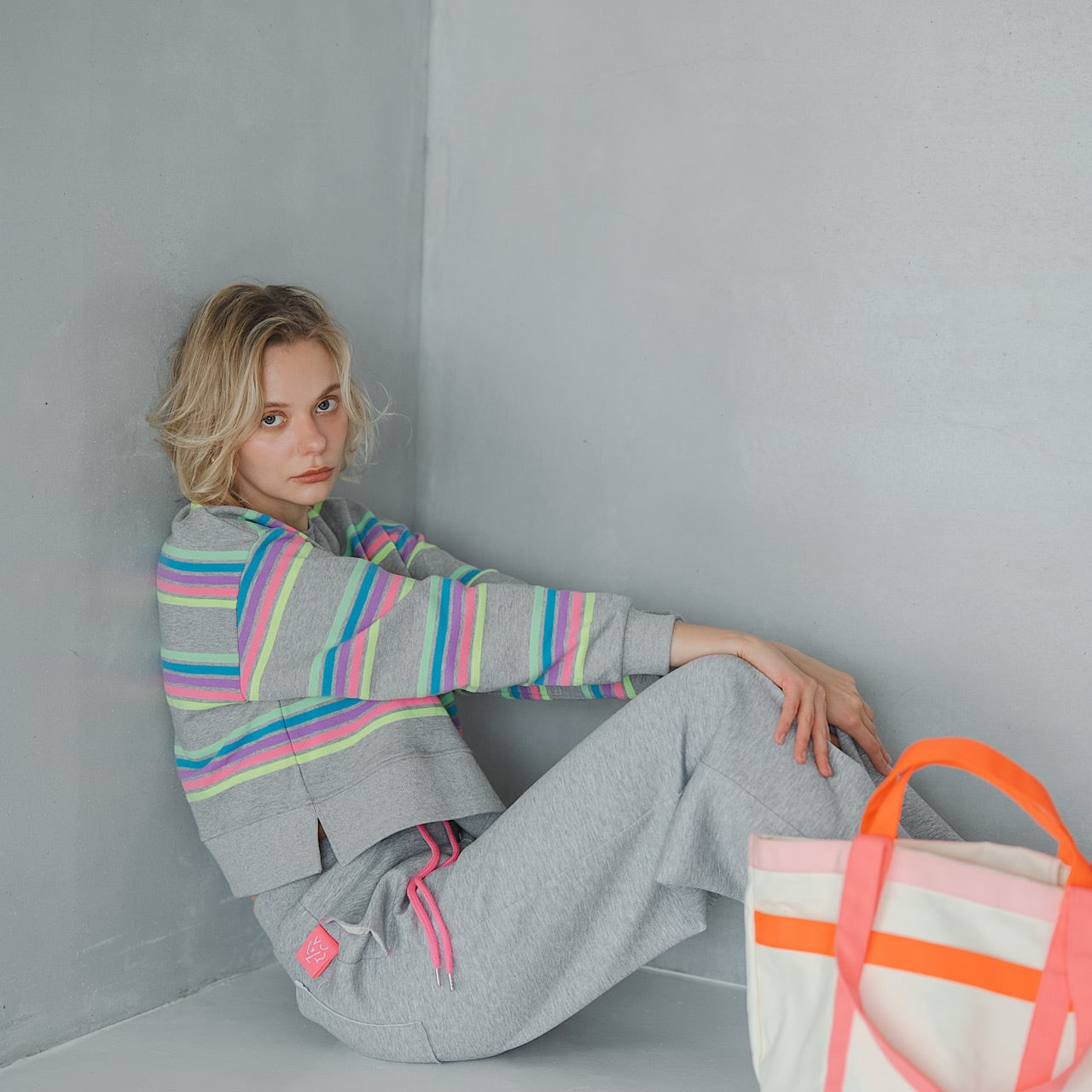 カラフルボーダートップス(グレー) | LINKABLE