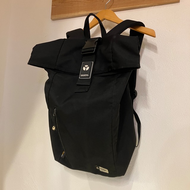 YAK PAK BACKPACK BLACK