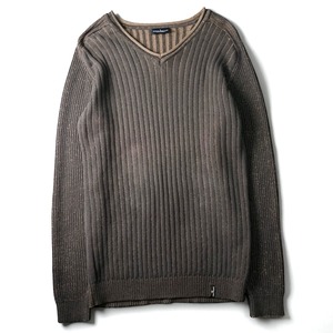 Vintage V neck rib knit