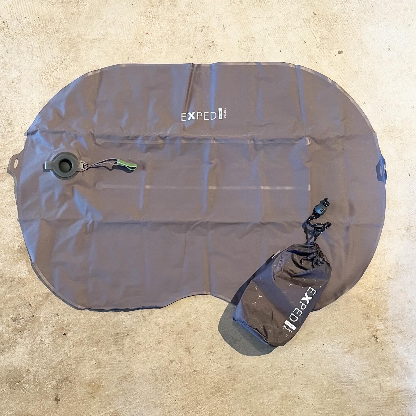 EXPED エクスペド Ultra ウルトラ ピロー M グレー 新品 未開封（EXPED 