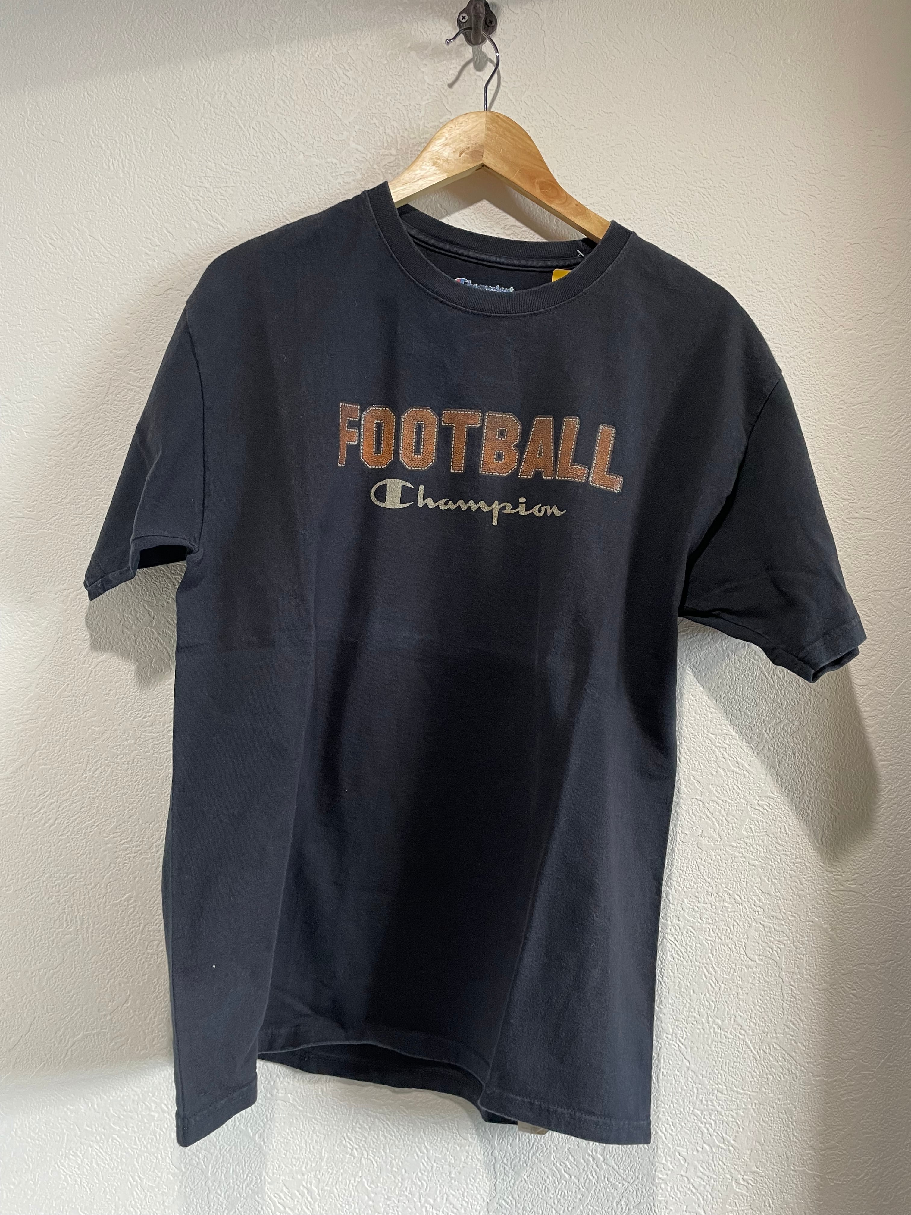 古着〜champion チャンピオン スクリプトFOOTBALLロゴ フットボール ボール調Tシャツ レギュラー古着Usedclothing |  kiTAILORd's ～キテーラーズ～ powered by BASE