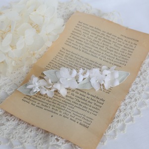 【布花】ナチュラルブーケ(モス) 細バレッタ