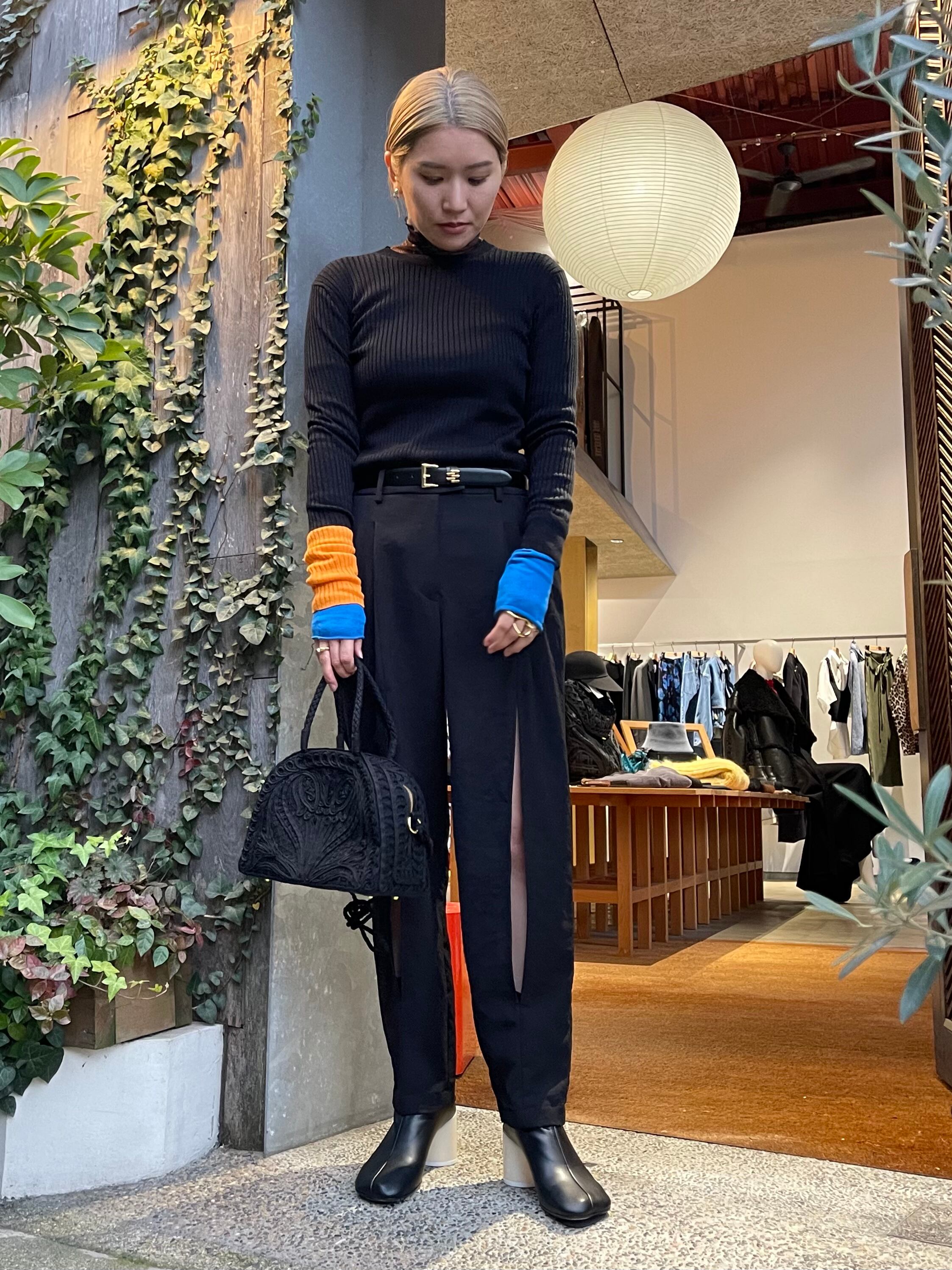 【23SS】FUMIE TANAKA フミエタナカ / SLIT TAPERED PANTS | TRENTオンラインショップ　 (福岡市セレクトショップ) powered by BASE