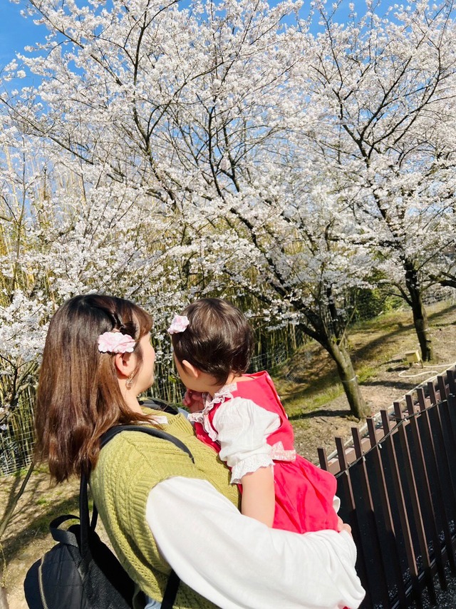 Sakura Snap Clip