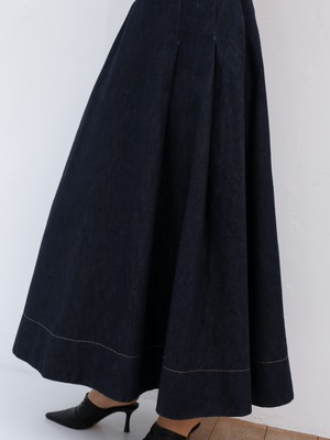 asymmetry tuck denim skirt（indigo）