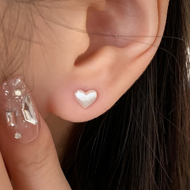 Weiwan925シルバー愛心ピアス
