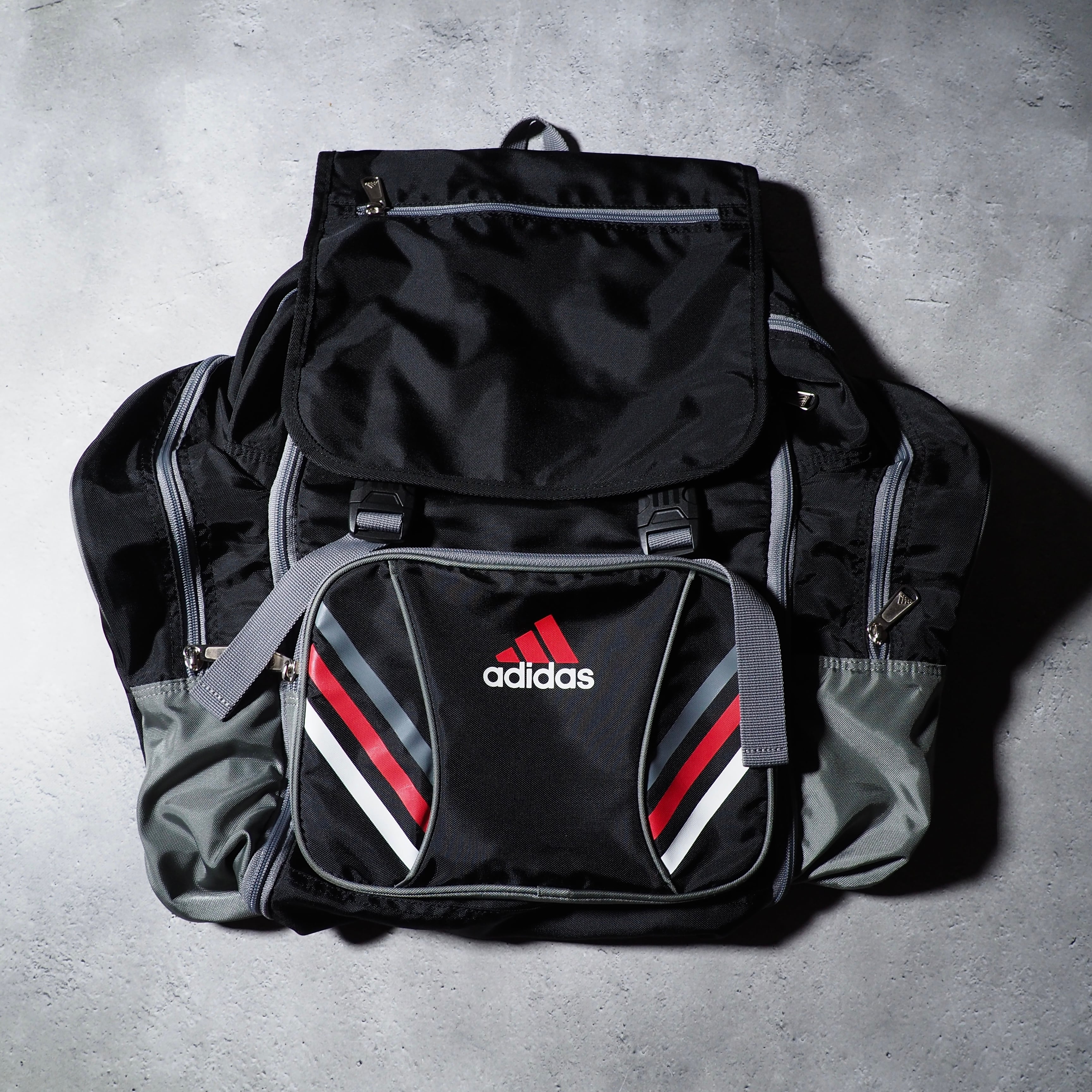2000s ” adidas ” Gimmick Design Black Backpack | 古着屋 結々