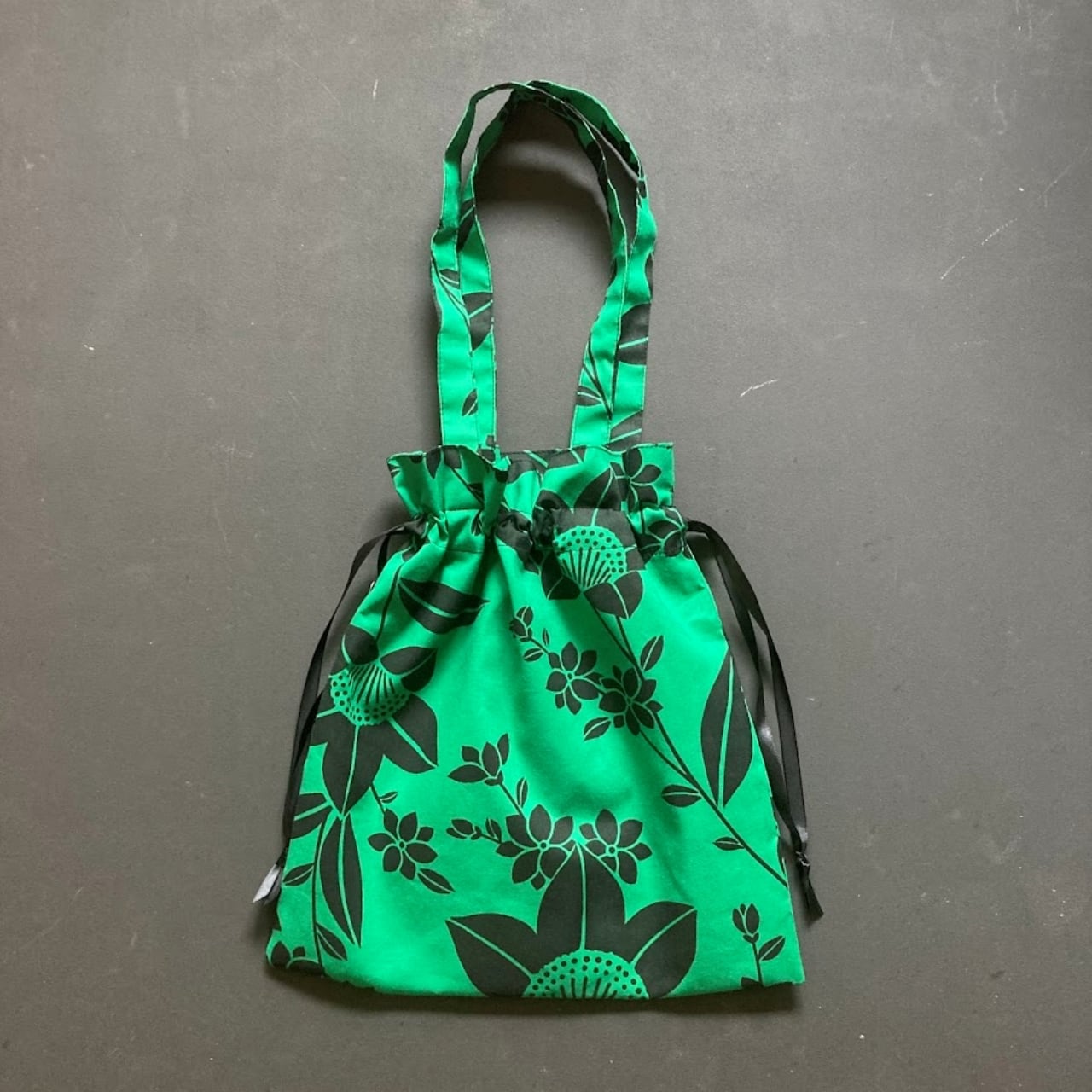 きんちゃくキモノトート BLACK×GREEN ゆかた地 着物リメイク 日月堂