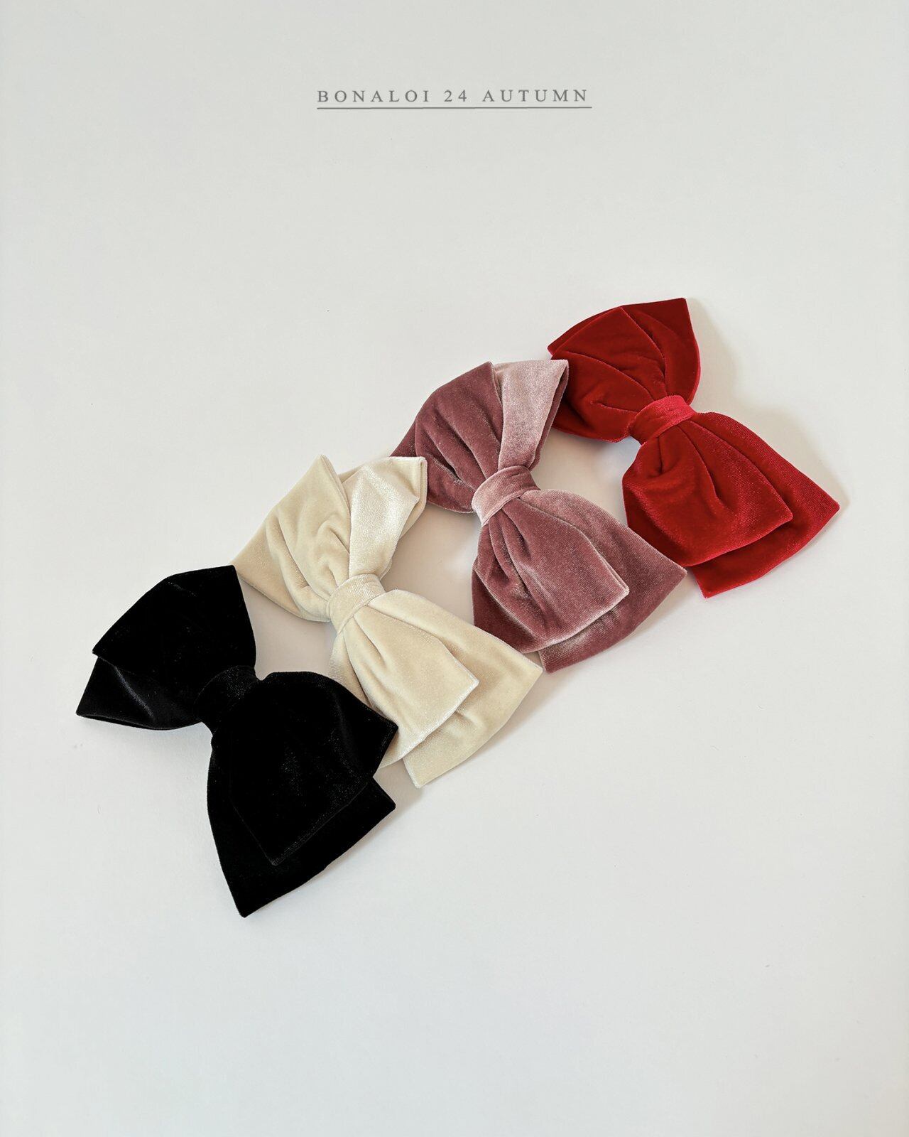 ※お洋服と同梱限定※【即納】<Bonaloi> Belloa big ribbon pin