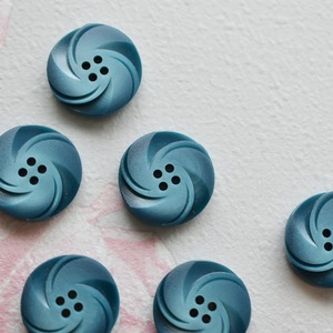 ドイツ スパイラルフラワー×ピーコックグリーン 4穴 21㎜