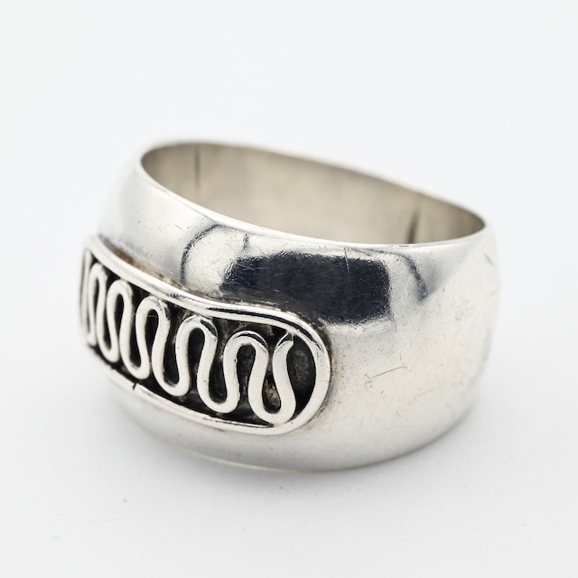 Abstract Design Barrel Ring #12.0 / Ireland