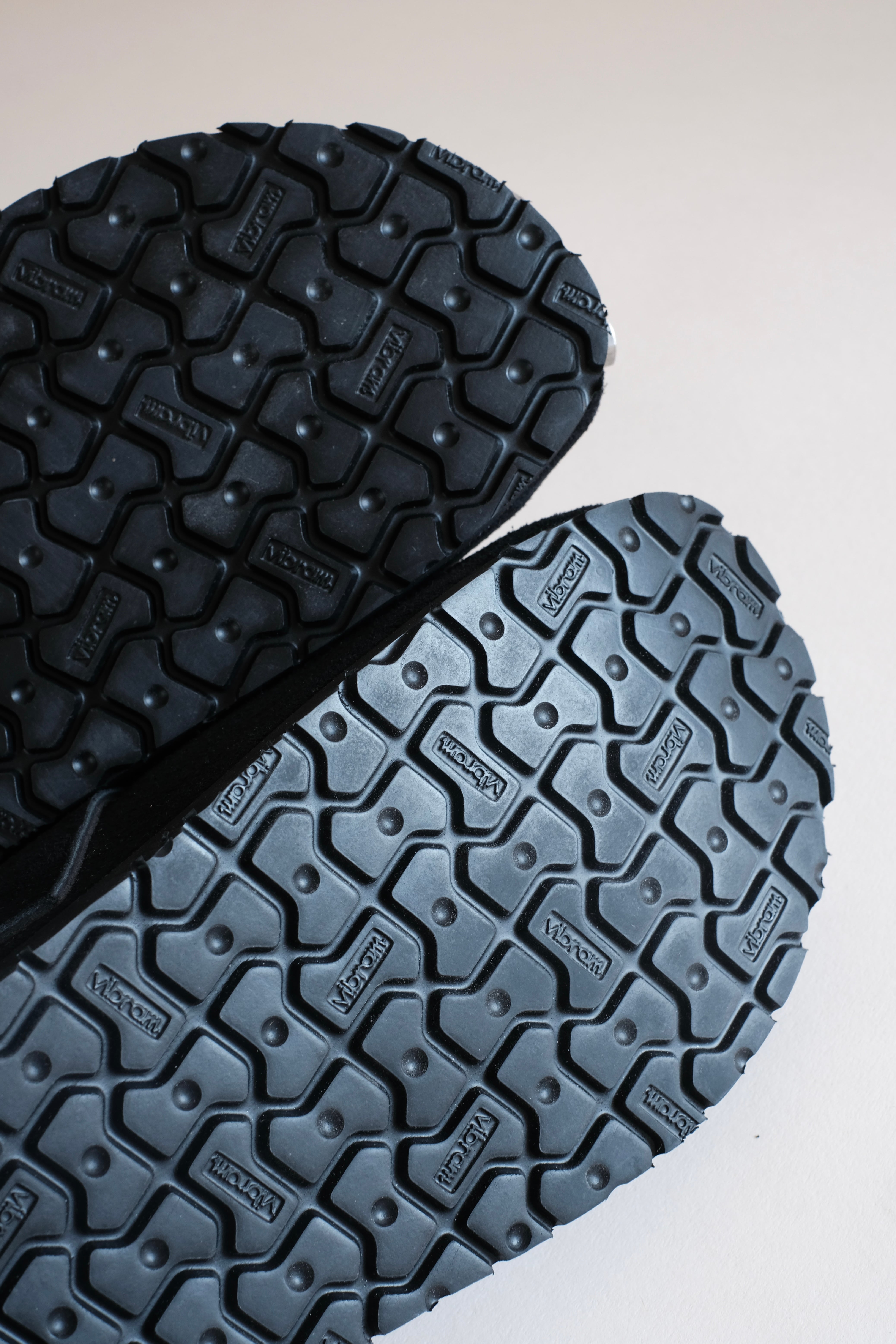 OUAT / BLACK SPACE CLOGS | LIVING