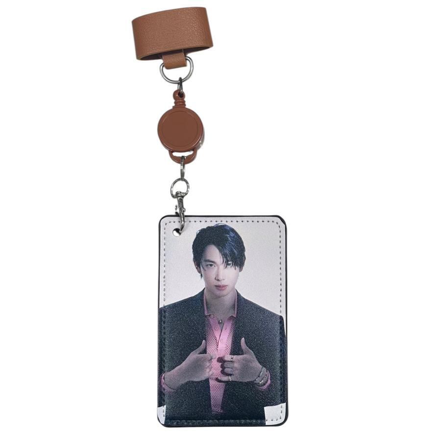 ユノ TVXQ 東方神起 写真入り リール付き パスケース IC カードケース