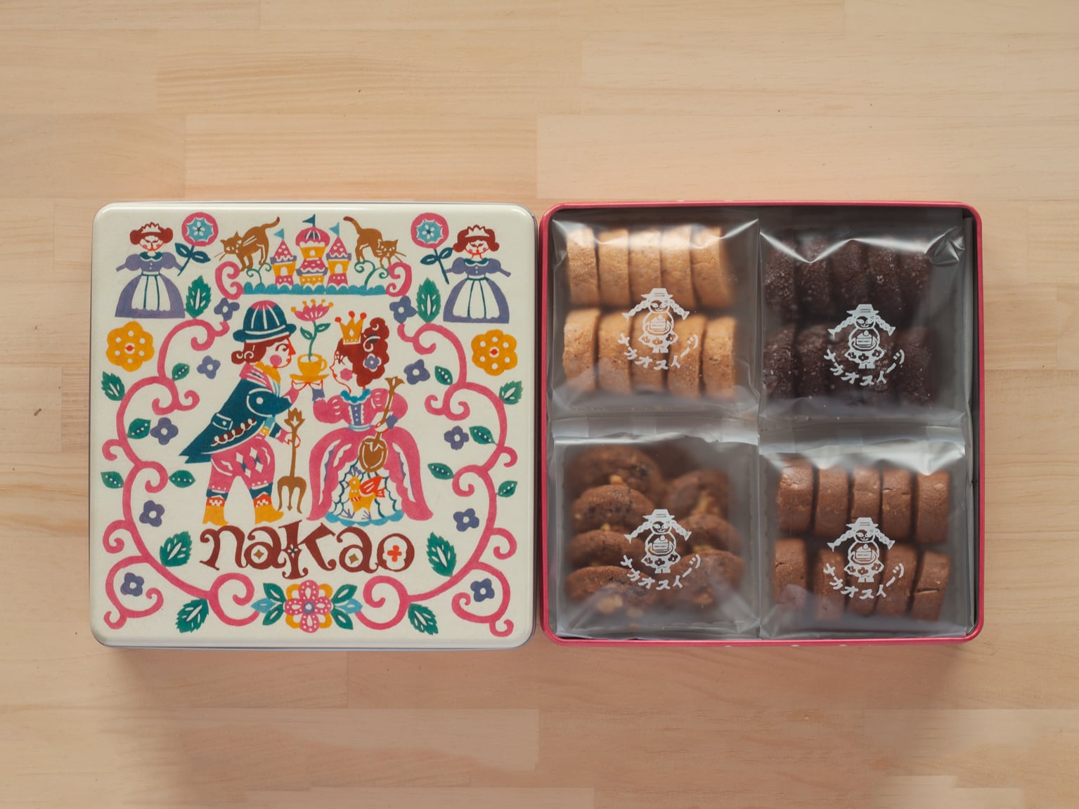 お菓子などの空箱や缶 お菓子の缶どうしてる？】私が空き缶に入れているもの - YouTube