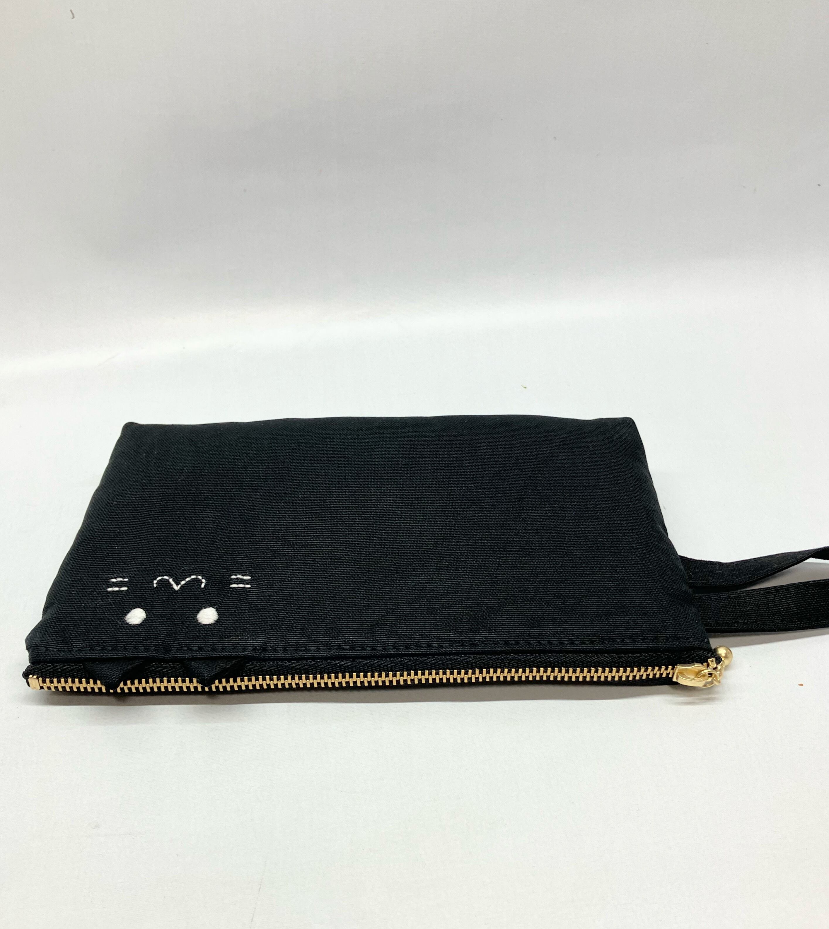 ペンケース 黒猫 持ち手付き｜とりさん工房ーかわいいハンドメイド