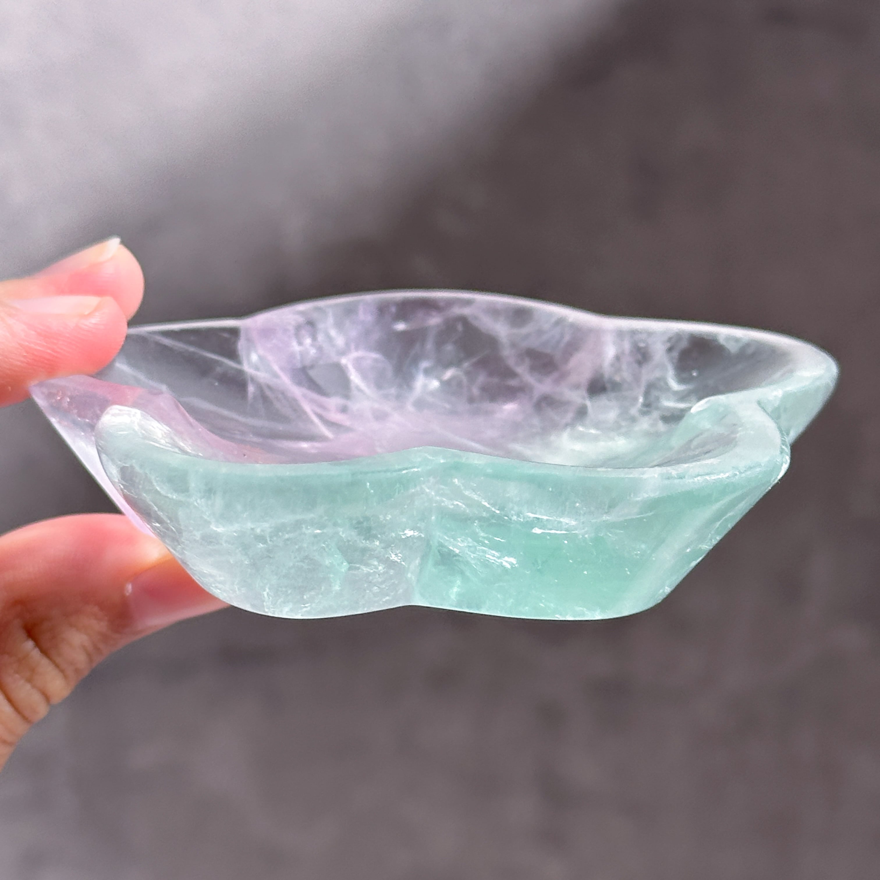 レインボーフローライト花型のうつわ02◇ RainbowFluorite ◇天然石