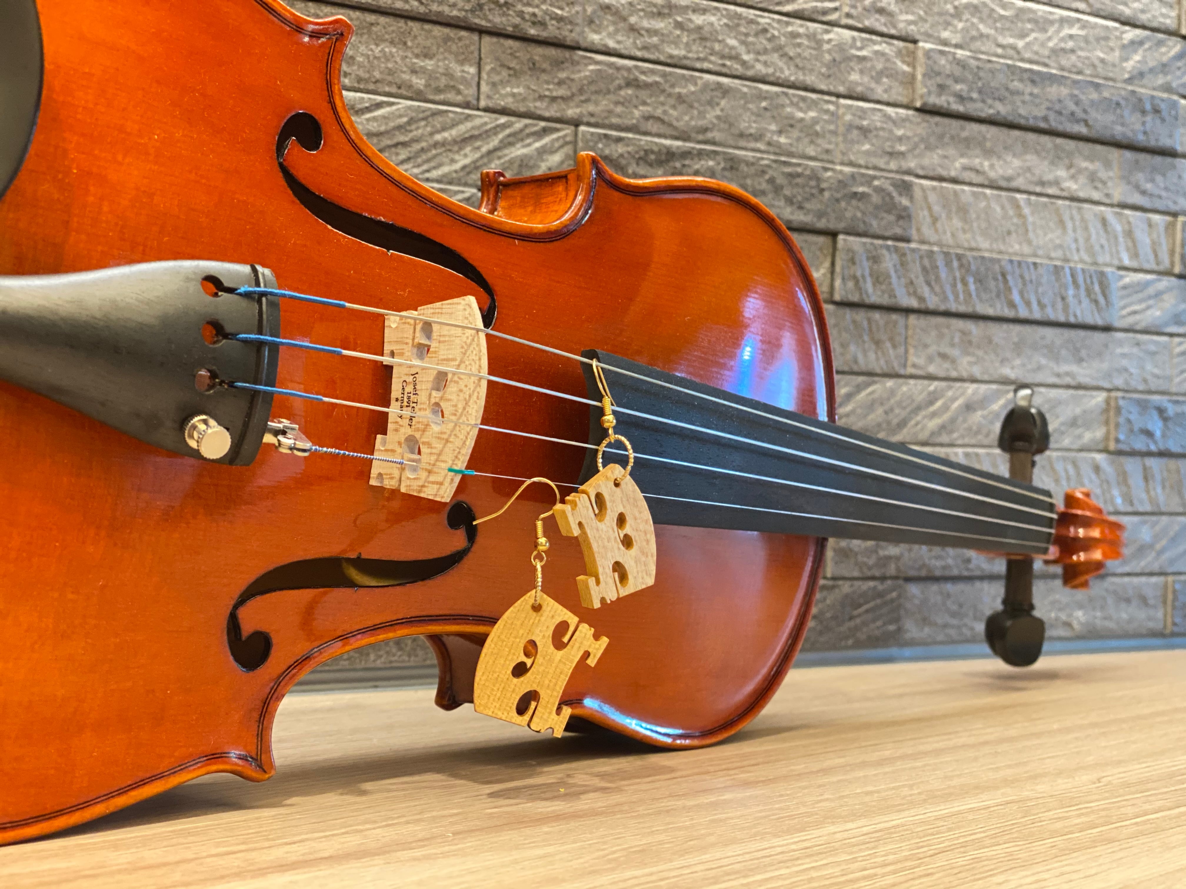 駒で製作したピアス | suzukiviolin