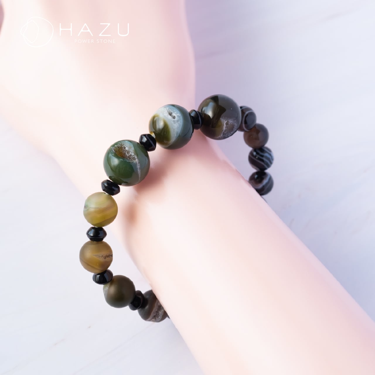 魔除けと明るい未来の笑口［笑口アゲート／オニキス／ヘマタイト