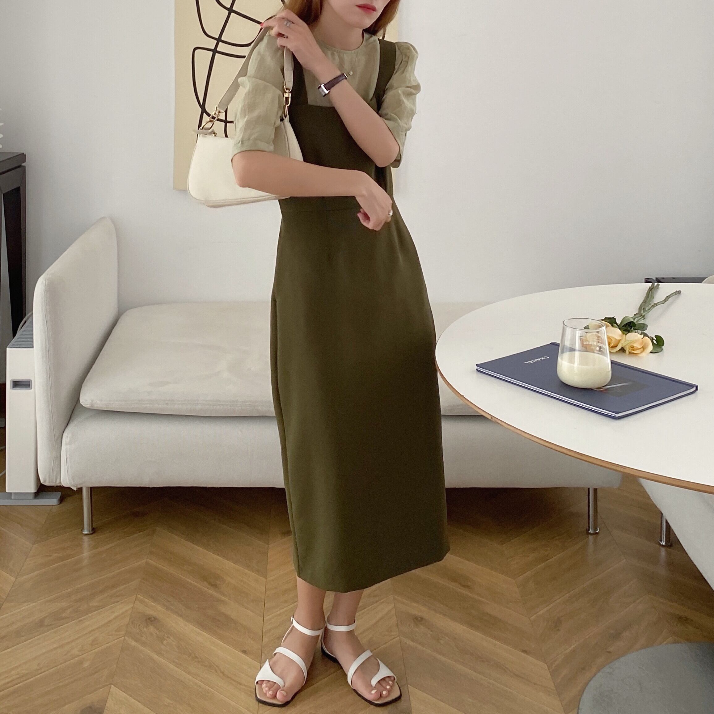 バックスリットiラインワンピース Joroir バックスリットiラインワンピース Joroir
