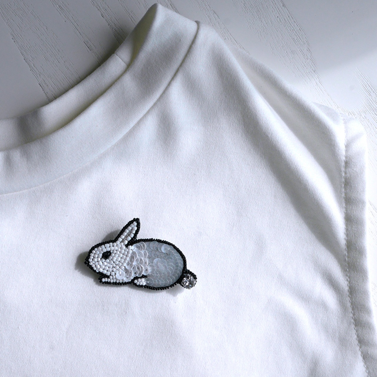 ウサギ／Rabbit ブローチ White Black eye - 3