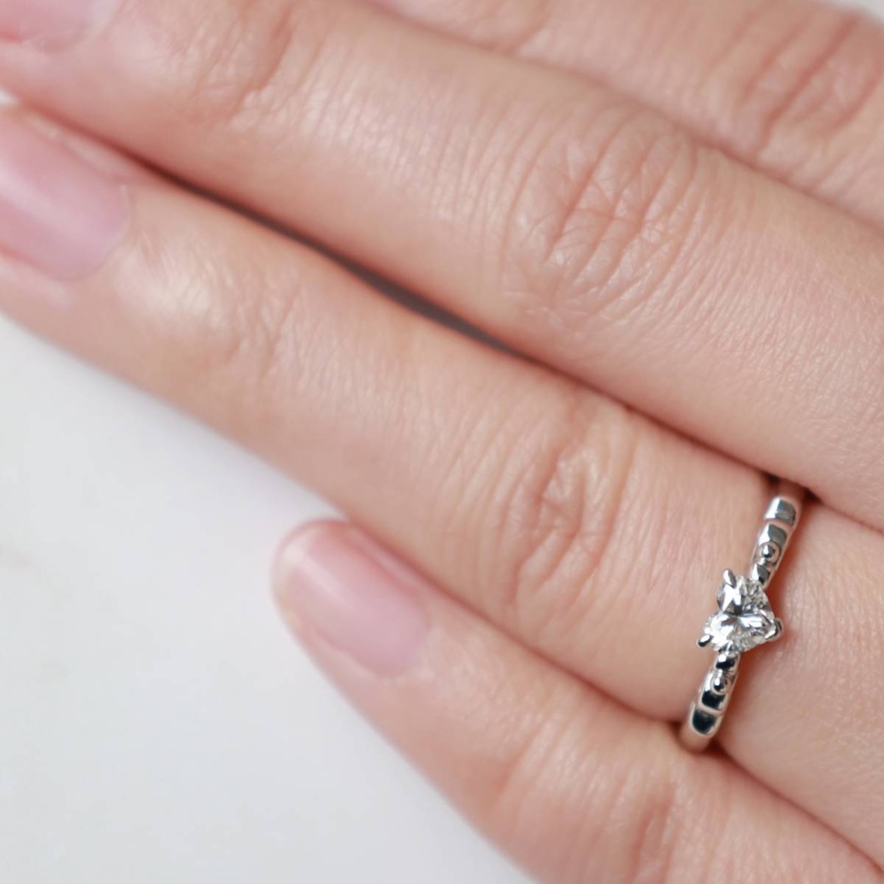 Pt900 K.uno ケイウノ ハートシェイプ ダイヤモンド 0.316ct F VS1  