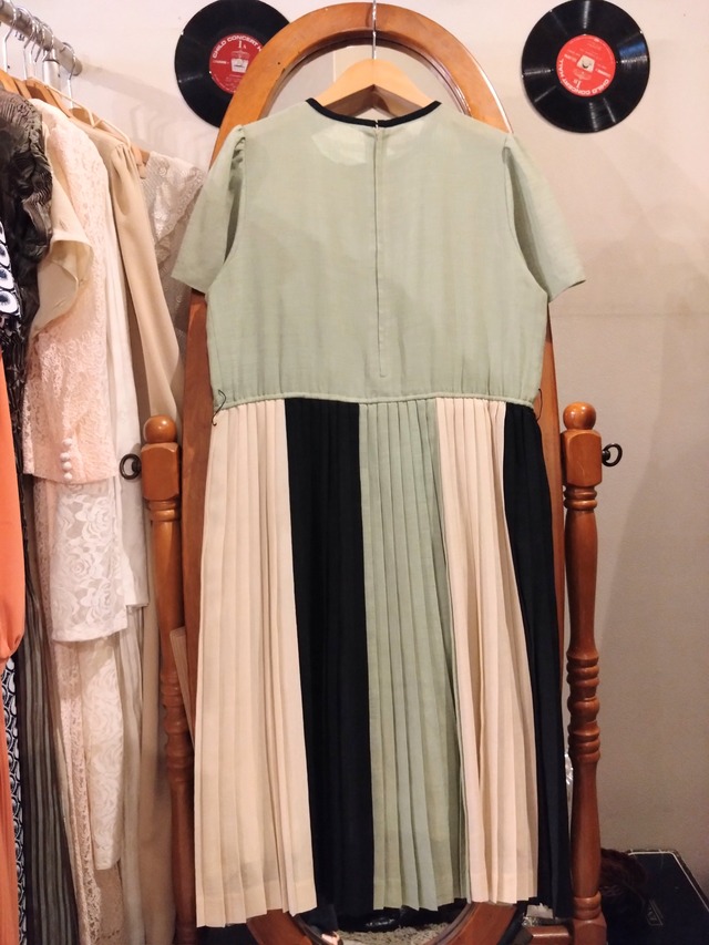ミントグリーン色切替プリーツワンピース/レトロアンティークヴィンテージ日本製古着服MADEINJAPAN
