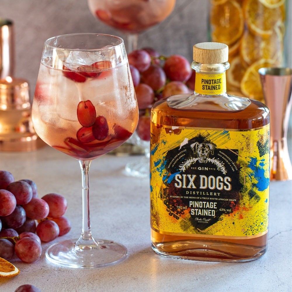 シックスドッグス・ピノタージュ・ステインジン / Six Dogs Pinotage