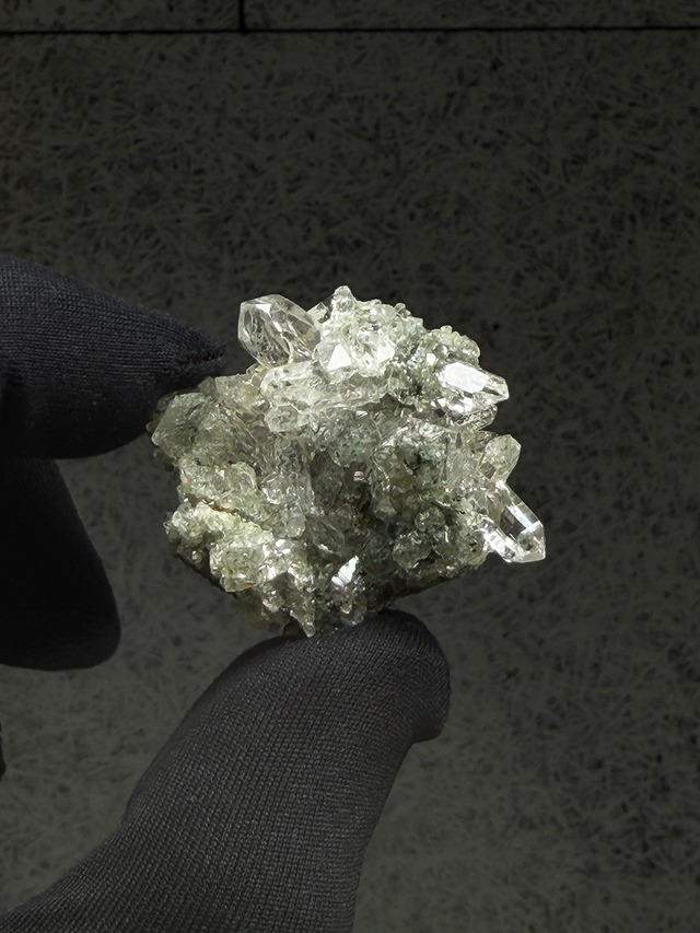 クォーツクラスター×クローライト【ML-0173】インド マニハール