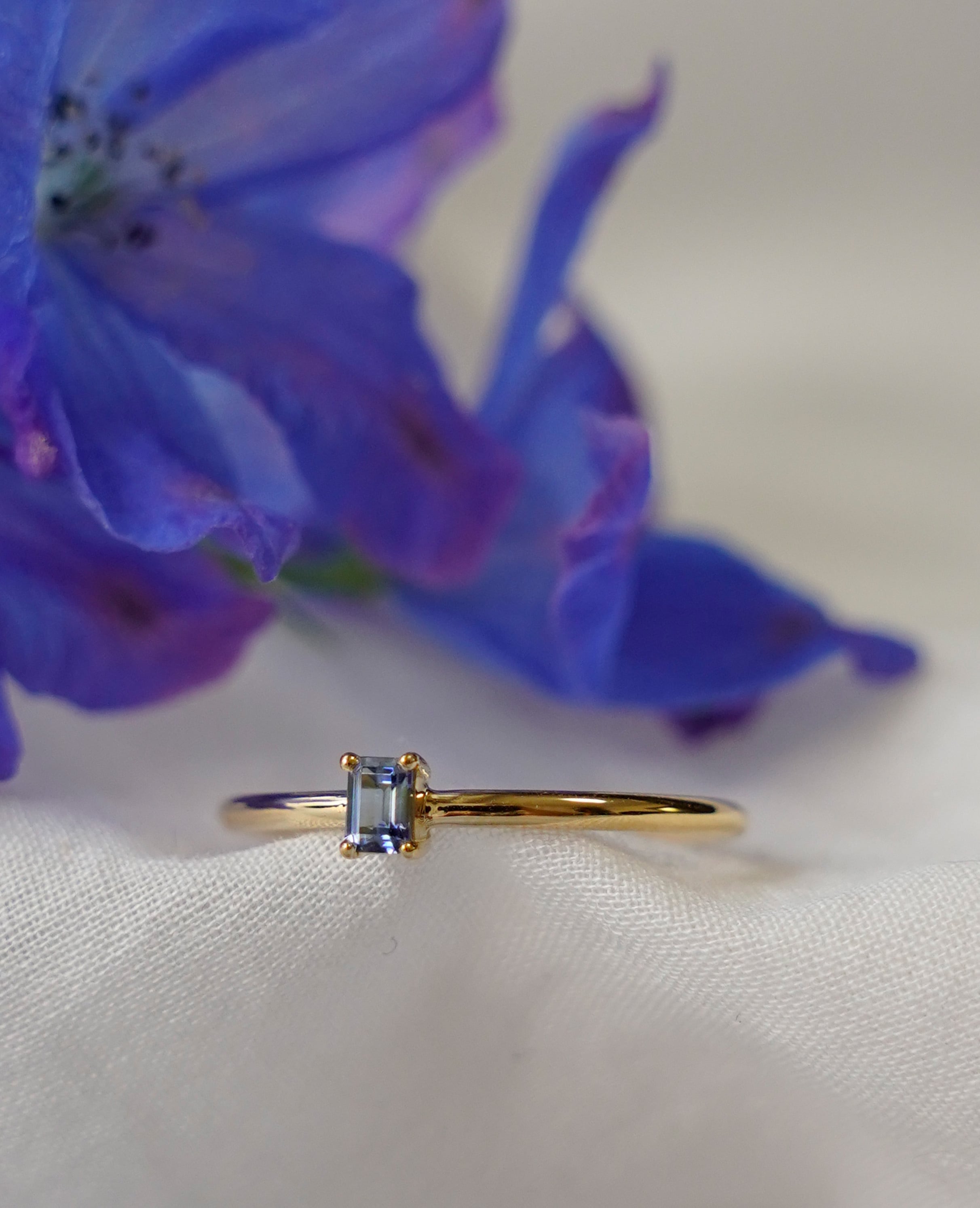 K18）Benitoite (ベニトアイト）Ring | Thalatta