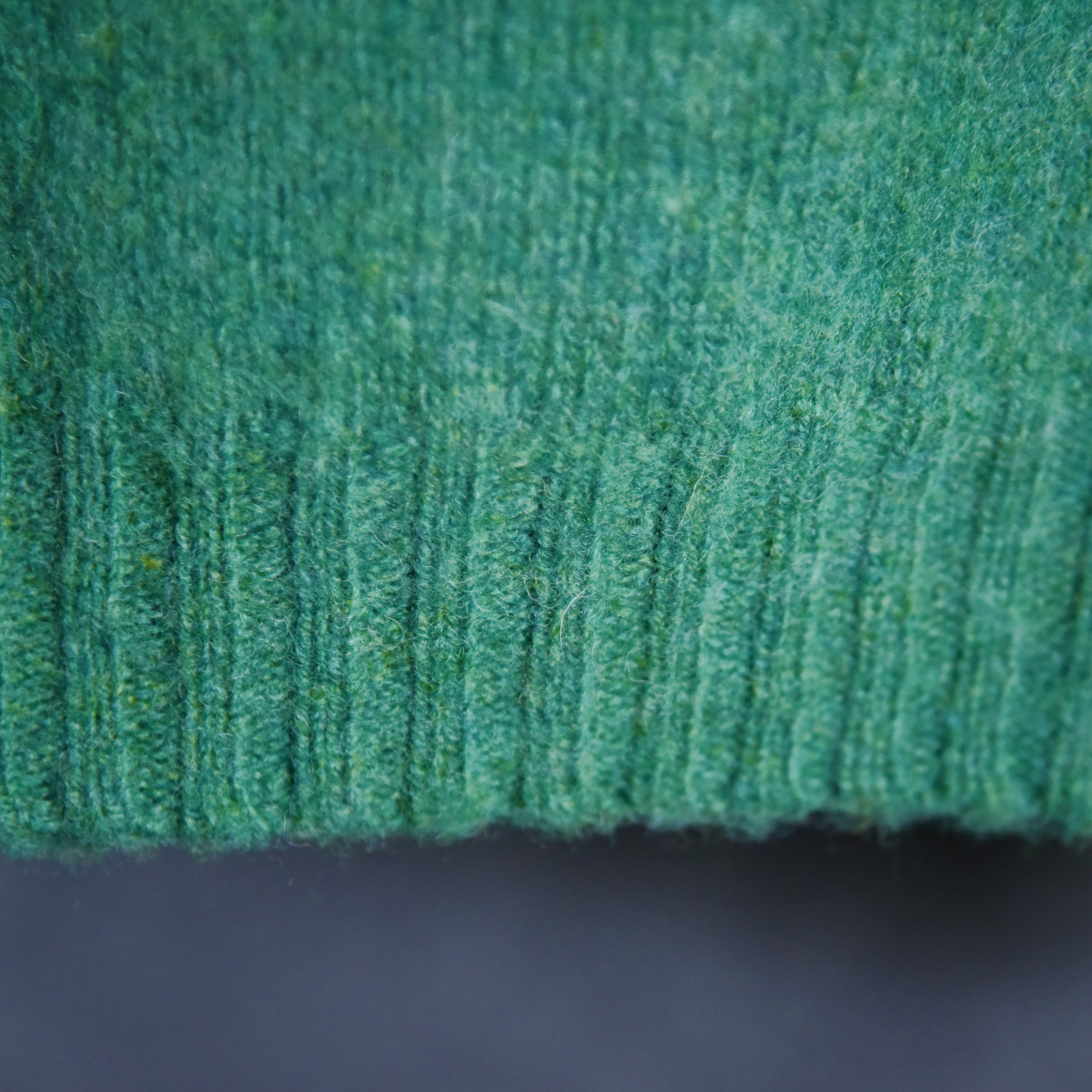 BRICK Shaggy Dog Shetland Wool Knit Sweater Crew Neck EVER GREEN