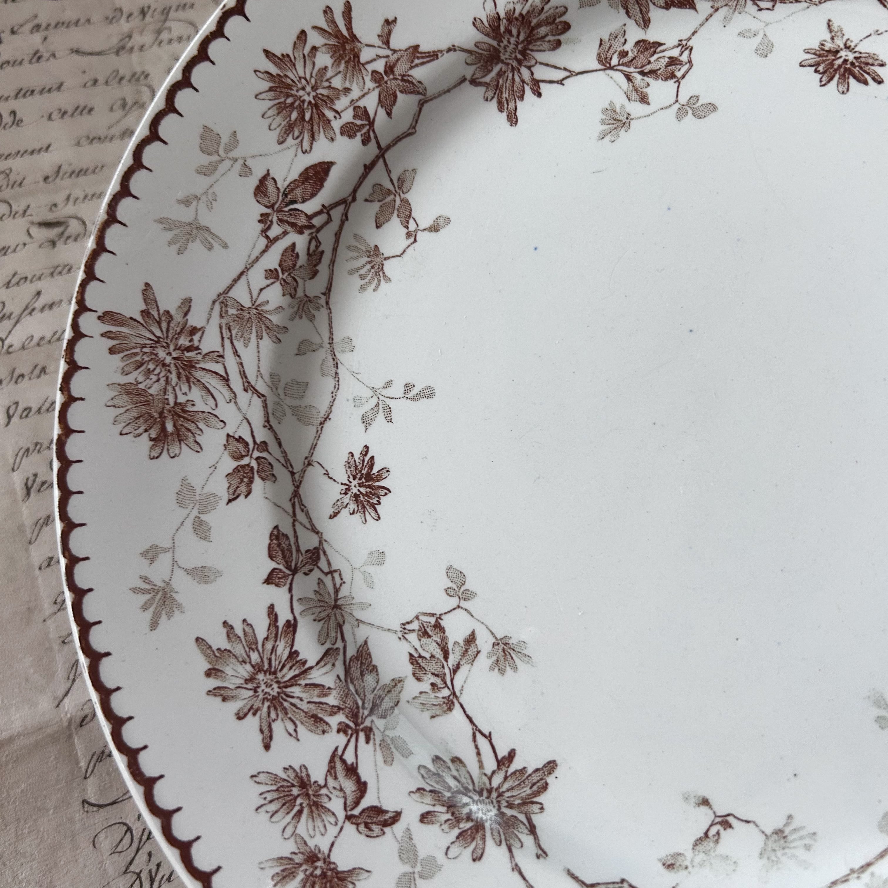 Creil et Montereau (クレイユモントロー) Mignardiseプレート D