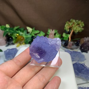 19.幻想的な色合い☆ヤオガンシャン産・ブルーフローライト原石