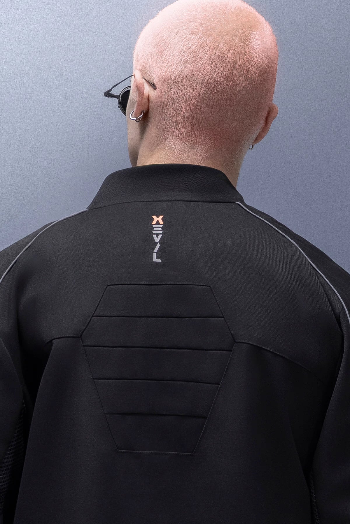 XIPHEVIL マトリックスブラックスーツ | テックウェア専門店 AHAMKARA