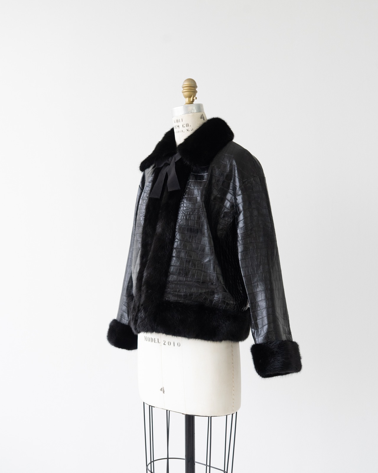 〈miu miu〉Fur-trimmed faux leather jacket
